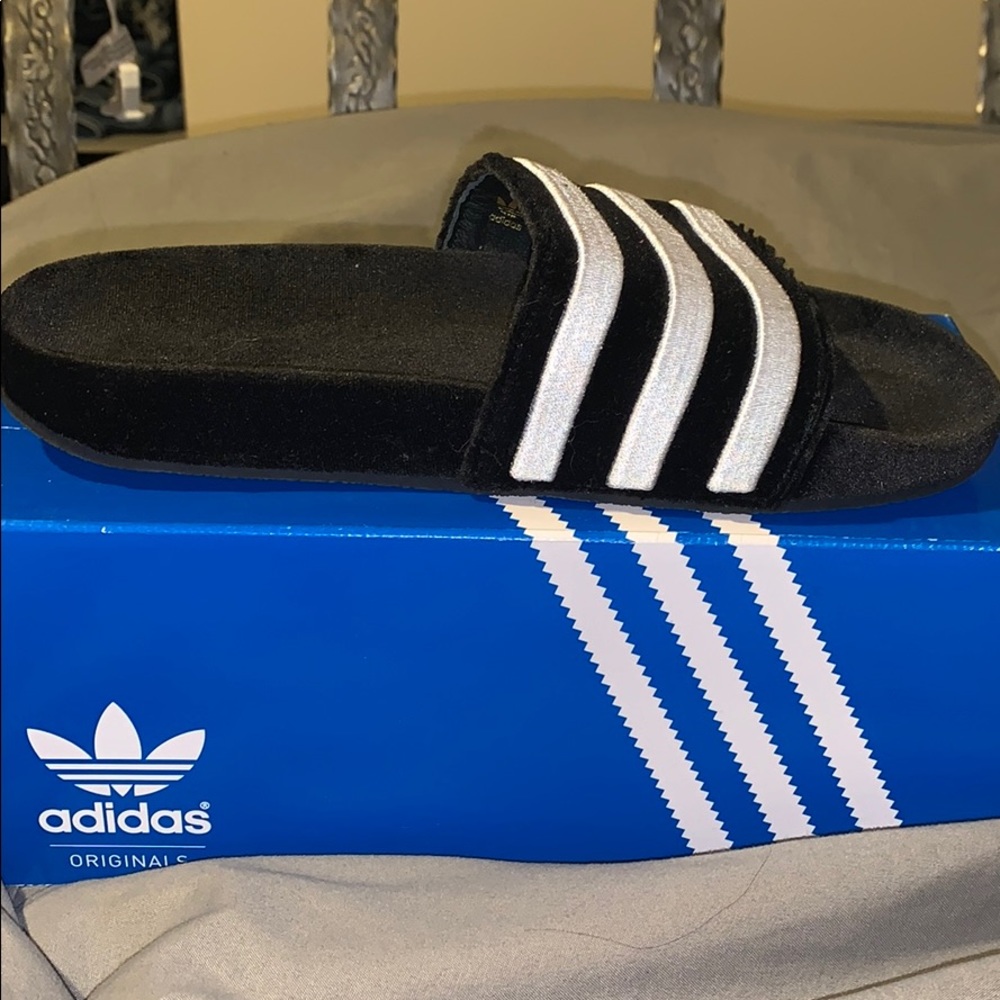 Adidas slides - Picture 3 of 5